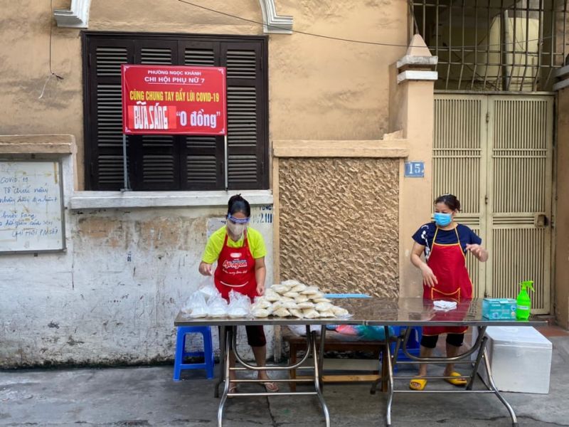Hội LHPN phường Ngọc Khánh quyết tâm thực hiện Bữa sáng 0 đồng cho đến hết thời điểm giãn cách Hội LHPN phường Ngọc Khánh quyết tâm thực hiện Bữa sáng 0 đồng cho đến hết thời điểm giãn cách