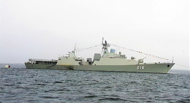 Tàu HQ-016 Quang Trung của Hải quân Nhân dân Việt Nam tại Army Games 2021.