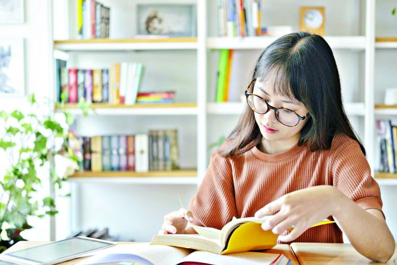 Sách chưa được xem là mặt hàng thiết yếu trong đại dịch Sách chưa được xem là mặt hàng thiết yếu trong đại dịch