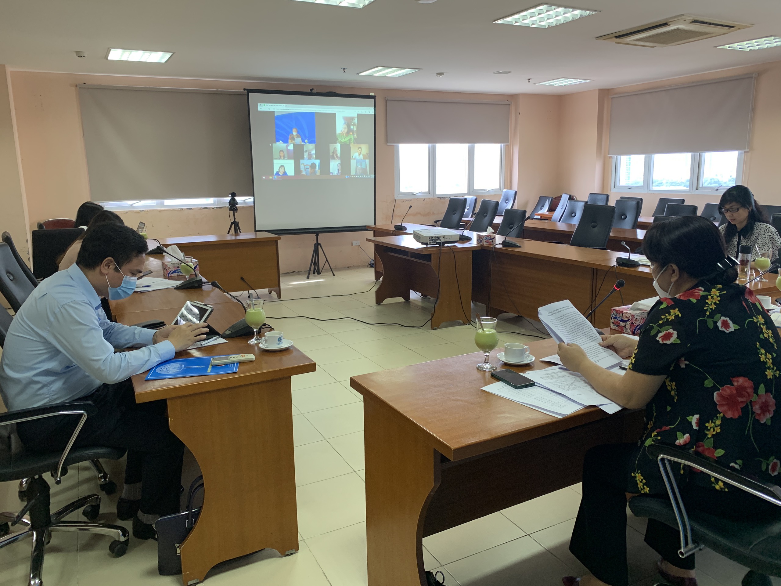 Hội nghị được thực hiện trực tuyến, Các đại biểu tham dự hội nghị thông qua Zoom meeting