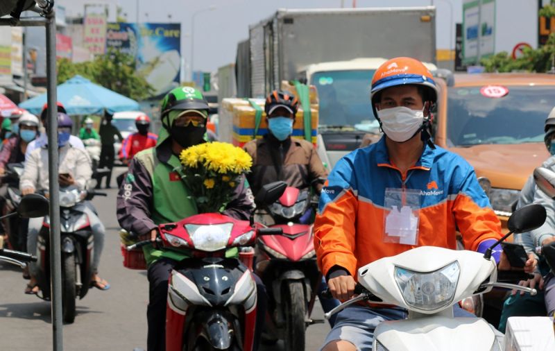 TP HCM cho phép  shipper được phép hoạt động thêm ở các quận “vùng đỏ” kể từ ngày 30/8