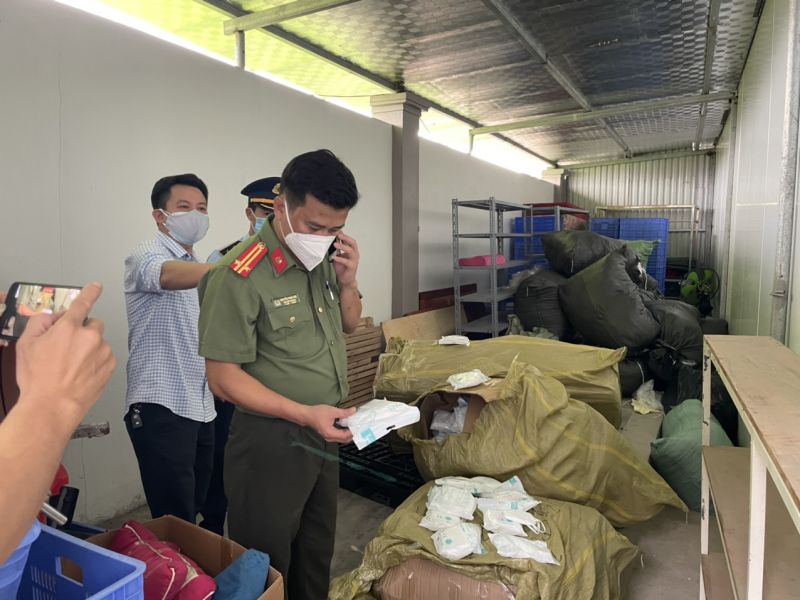 Lực lương chức năng kiểm tra