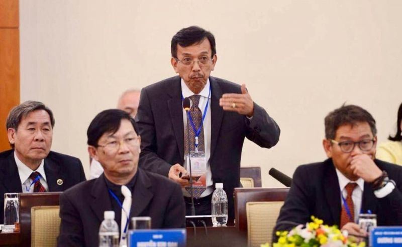 Ông David Dương phát biểu tại một Diễn đàn