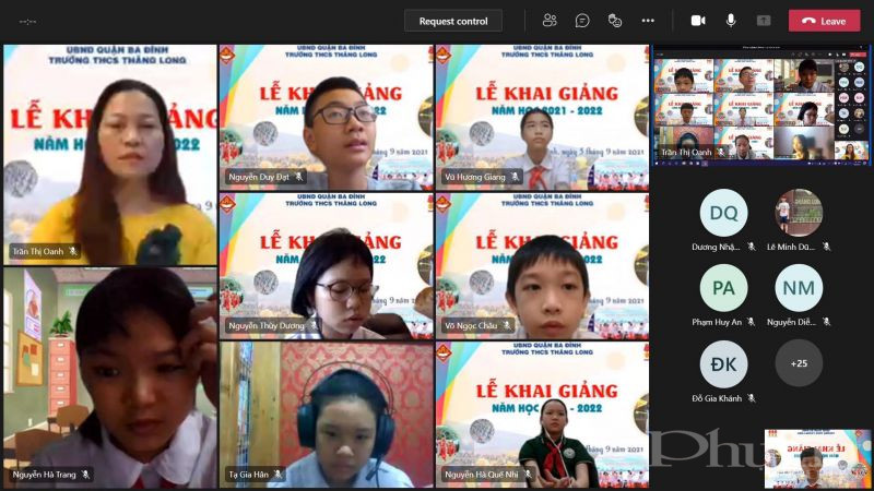 Cô giáo Trần Oanh - Giáo viên lớp 6D Trường Trung học cơ sở Thăng Long, Ba Đình, Hà Nội.