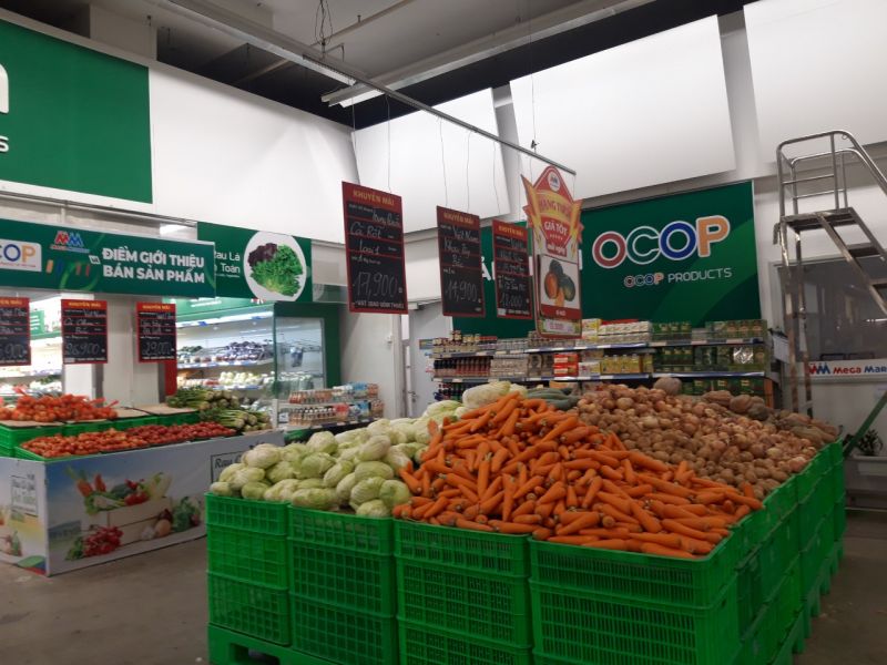 Hệ thống c&aacute;c si&ecirc;u thị đều b&agrave;y h&agrave;ng h&oacute;a dồi d&agrave;o