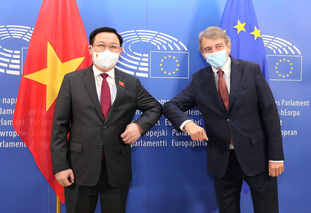 Chủ tịch Quốc hội Vương Đình Huệ gặp gỡ, hội đàm với Chủ tịch Nghị viện châu Âu David Sassoli.