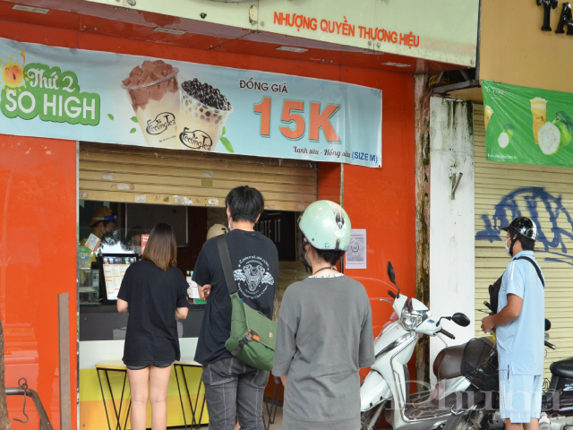 Các bạn trẻ  Các bạn trẻ
