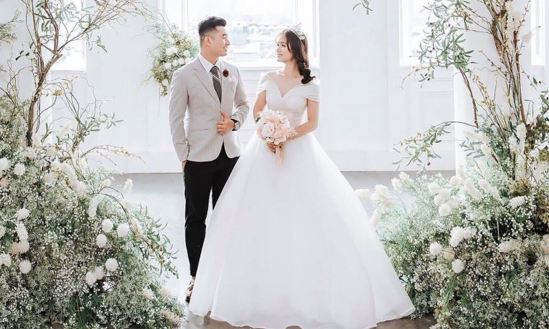 Vợ chồng anh Trung Quân