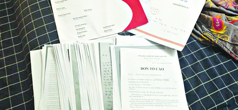 Những l&aacute; đơn tố c&aacute;o Kim Th&ugrave;y của nhiều b&agrave; mẹ bỉm sữa gửi đến cơ quan c&ocirc;ng an