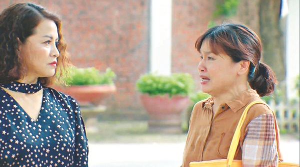 Phim “Hương vị tình thân” khiến nhiều người bức xúc vì hình ảnh của các bà mẹ