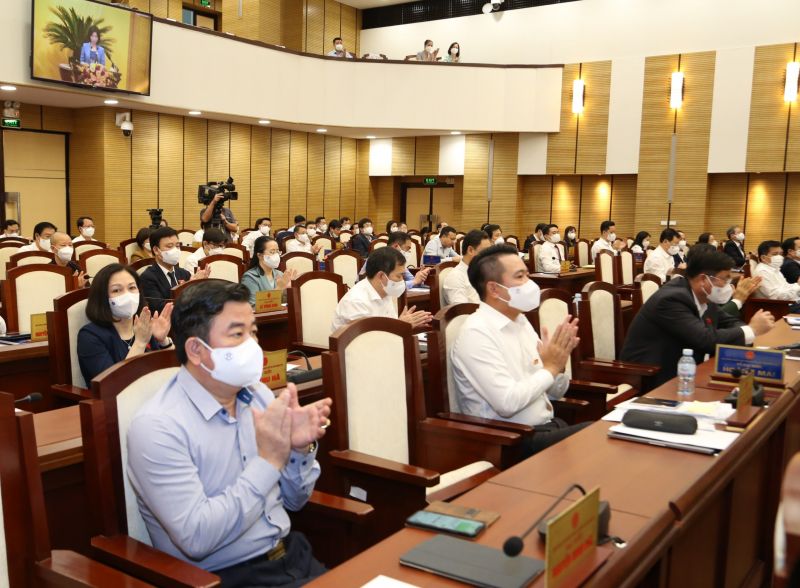 Các đại biểu dự kỳ họp