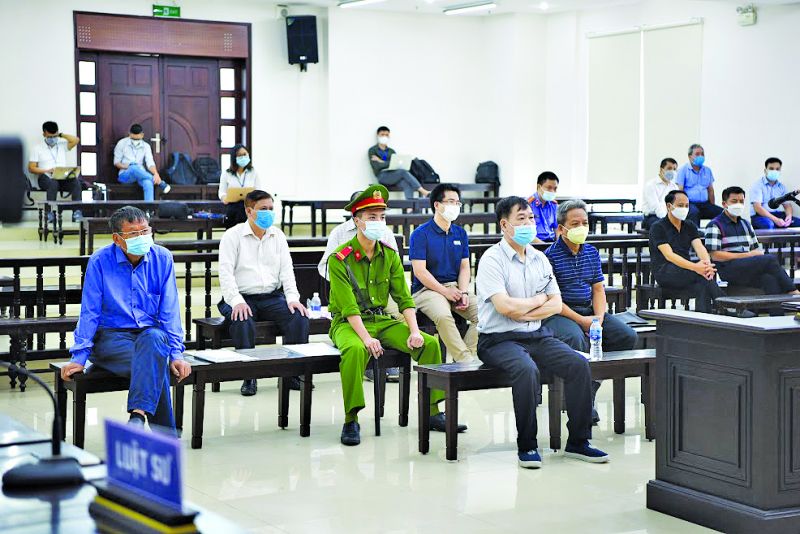 Các bị cáo tại phiên tòa phúc thẩm