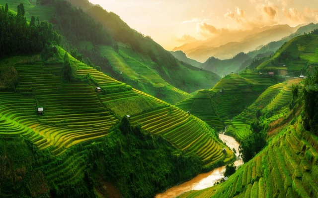 Hình ảnh hùng vĩ của miền núi phía Bắc.