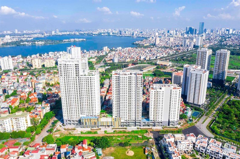 Hoàn thiện pháp luật kinh doanh bất động sản, đảm bảo thị trường bất động sản phát triển ổn định, lành mạnh. Hoàn thiện pháp luật kinh doanh bất động sản, đảm bảo thị trường bất động sản phát triển ổn định, lành mạnh.