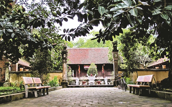 “Đường Lâm-Làng cổ đất hai Vua” là chương trình du lịch an toàn mẫu, thí điểm