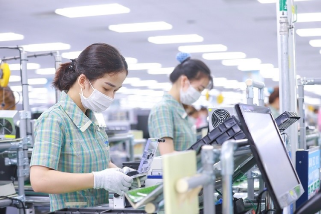 Thu hút FDI - điểm sáng kinh tế Việt Nam giữa đại dịch. Thu hút FDI - điểm sáng kinh tế Việt Nam giữa đại dịch.