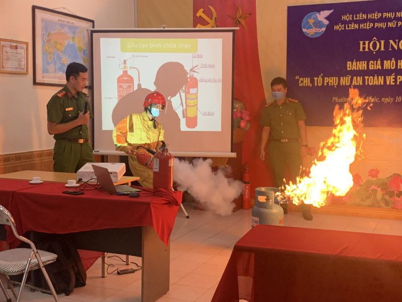 Các thành viên trong Tổ