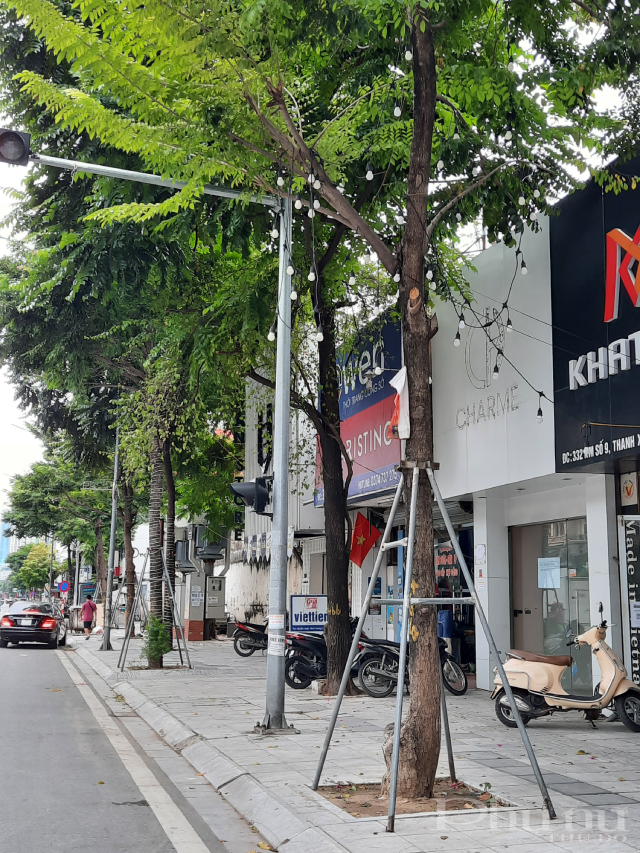 Tình trạng tương tự ở đường Nguyễn Trãi, Thanh Xuân.