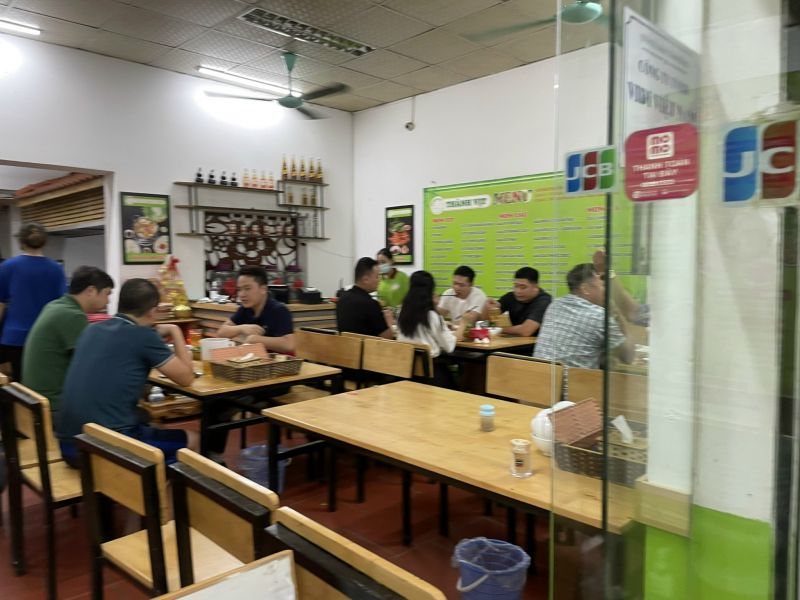 Hà Nội: Từ 6h00 hôm nay, nhà hàng, cơ sở kinh doanh dịch vụ ăn, uống được phục vụ tại chỗ - ảnh 1