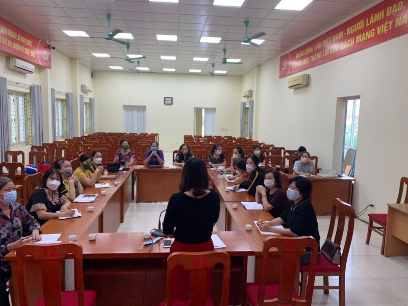 Các đại biểu tại buổi toạ đàm