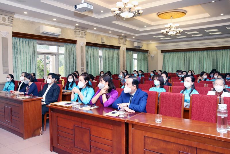 Các đại biểu tham dự Hội nghị