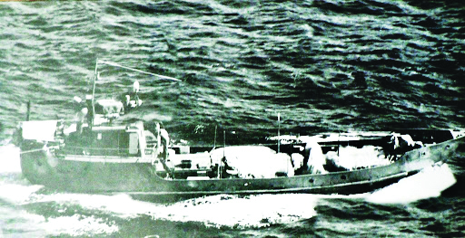 Tàu không số vận chuyển hàng hóa, vũ khí trên tuyến đường Hồ Chí Minh trên biển. Tàu không số vận chuyển hàng hóa, vũ khí trên tuyến đường Hồ Chí Minh trên biển.