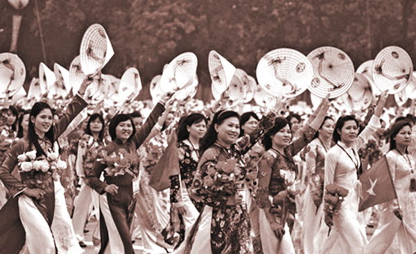 Những bông hoa lặng lẽ tỏa hương - ảnh 2