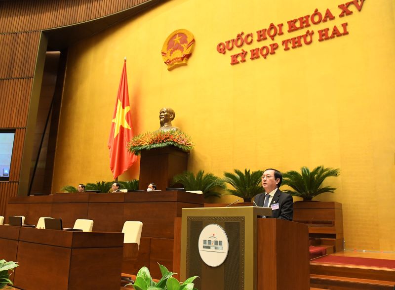 Bộ trưởng Bộ Khoa học và Công nghệ Huỳnh Thành Đạt, thừa ủy quyền của Thủ tướng Chính phủ trình bày Tờ trình về dự án Luật sửa đổi, bổ sung một số điều của Luật Sở hữu trí tuệ. Bộ trưởng Bộ Khoa học và Công nghệ Huỳnh Thành Đạt, thừa ủy quyền của Thủ tướng Chính phủ trình bày Tờ trình về dự án Luật sửa đổi, bổ sung một số điều của Luật Sở hữu trí tuệ.