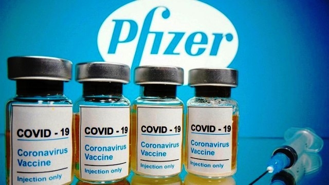 Việt Nam tiếp nhận thêm 2,6 triệu liều vaccine Pfizer do Mỹ trao tặng thông qua cơ chế COVAX. Việt Nam tiếp nhận thêm 2,6 triệu liều vaccine Pfizer do Mỹ trao tặng thông qua cơ chế COVAX.