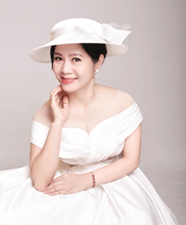 Chị Trần Thu Hương sau khi sử dụng sản phẩm Đông y trị nám của mình