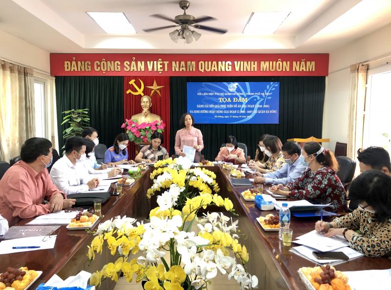 Các đại biểu tham dự tọa đàm