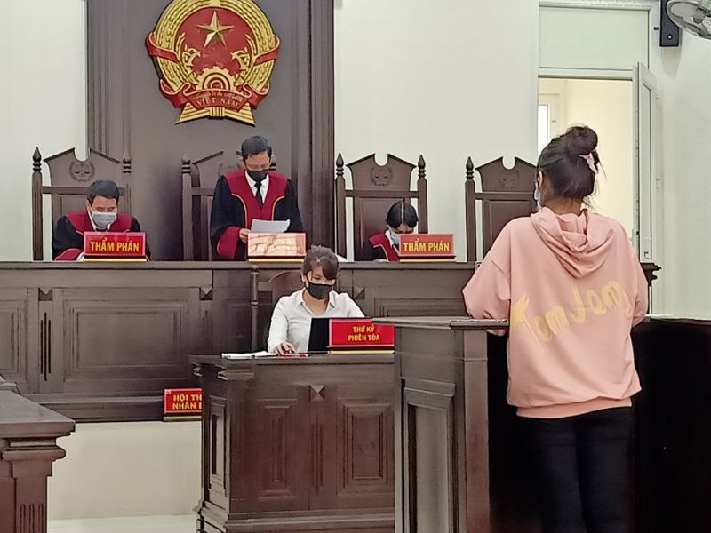 Phiên toà phúc thẩm xét xử bị cáo Vũ Khánh Vi