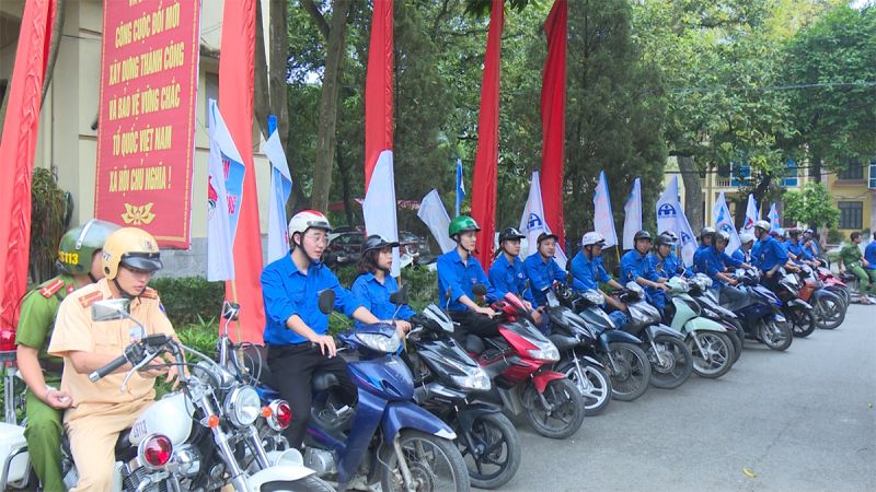 Cuộc thi nhằm góp phần phát huy vai trò xung kích của Đoàn TNCS Hồ Chí Minh, Hội Liên hiệp Thanh niên Việt Nam, Hội Sinh viên Việt Nam và thanh thiếu niên trong công tác tuyên truyền bảo đảm trật tự an toàn giao thông Cuộc thi nhằm góp phần phát huy vai trò xung kích của Đoàn TNCS Hồ Chí Minh, Hội Liên hiệp Thanh niên Việt Nam, Hội Sinh viên Việt Nam và thanh thiếu niên trong công tác tuyên truyền bảo đảm trật tự an toàn giao thông