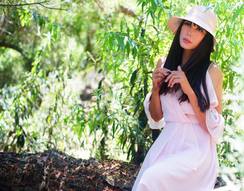 MV “Căn phòng nhỏ và em” chính là lời tâm tình mà Nhật Hạ gửi tặng mọi người trong thời điểm mùa đông vừa đến