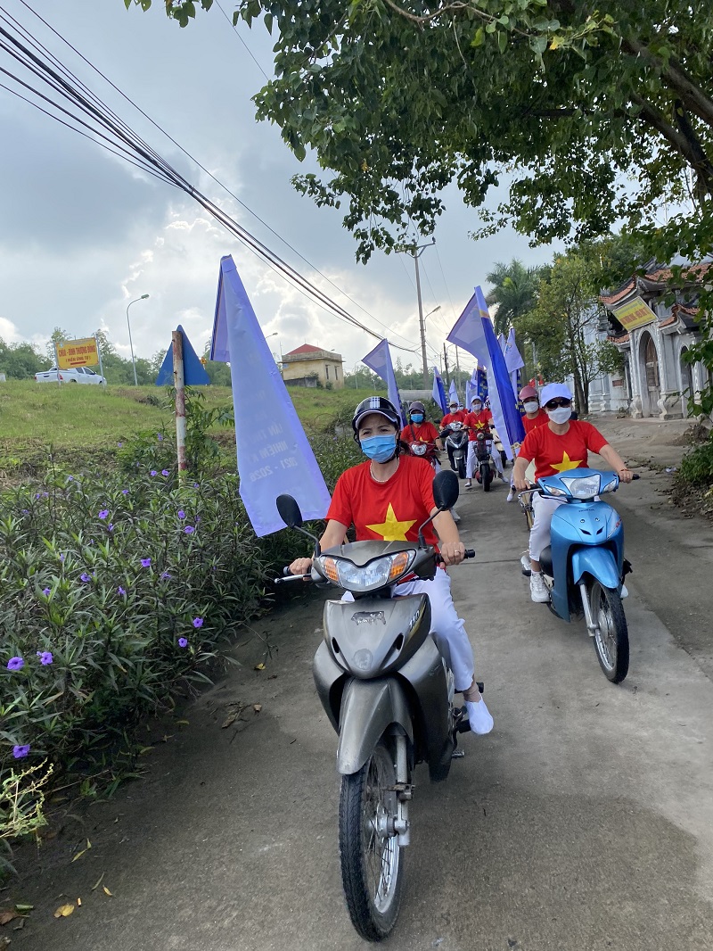 Đoàn xe cổ động tuyên truyền Đại hội có mặt ở khắp các nẻo đường, con phố trên địa bàn quận Đoàn xe cổ động tuyên truyền Đại hội có mặt ở khắp các nẻo đường, con phố trên địa bàn quận