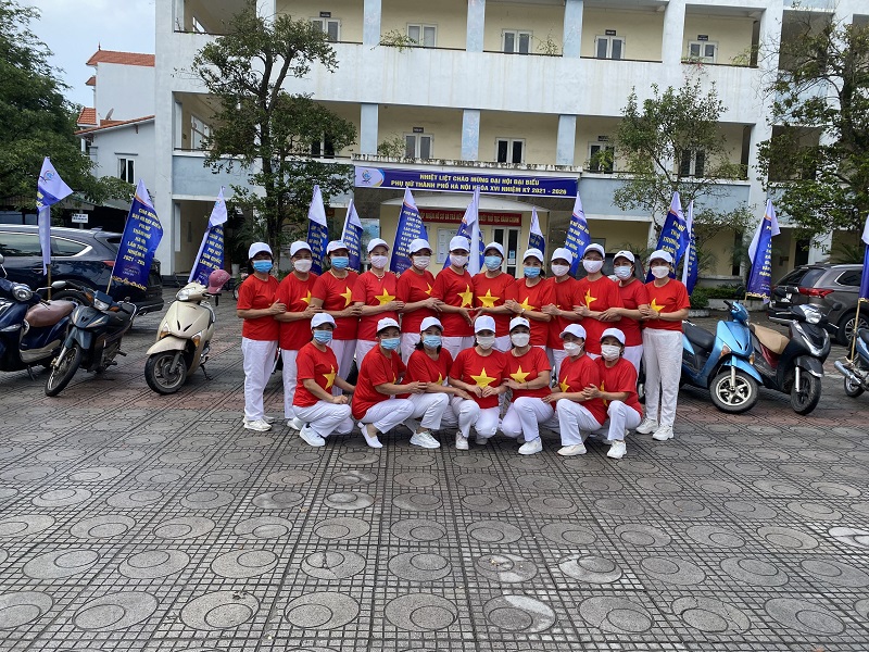 Đại hội đại biểu phụ nữ Hà Nội lần thứ XVI sẽ diễn ra trong 1,5 ngày (từ chiều ngày 24 và cả ngày 25/11/2021). Đây là dấu ấn quan trọng trong sự phát triển của phong trào phụ nữ và hoạt động Hội LHPN Hà Nội. Đại hội đại biểu phụ nữ Hà Nội lần thứ XVI sẽ diễn ra trong 1,5 ngày (từ chiều ngày 24 và cả ngày 25/11/2021). Đây là dấu ấn quan trọng trong sự phát triển của phong trào phụ nữ và hoạt động Hội LHPN Hà Nội.