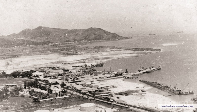 Những ngày đầu gian khó, tìm kiếm dầu khí tại thềm lục địa phía Nam.