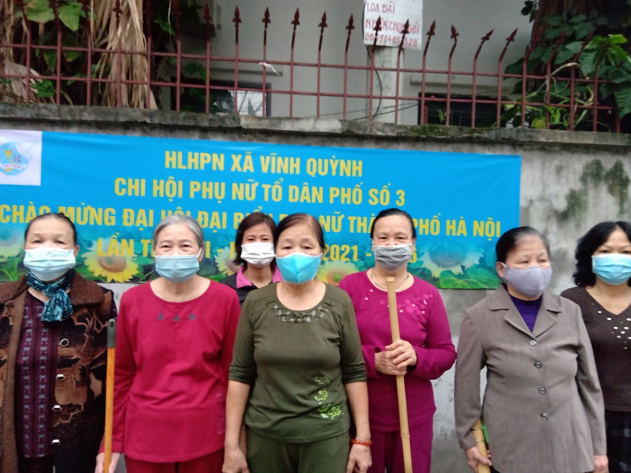 Ai cũng háo hức, phấn khởi