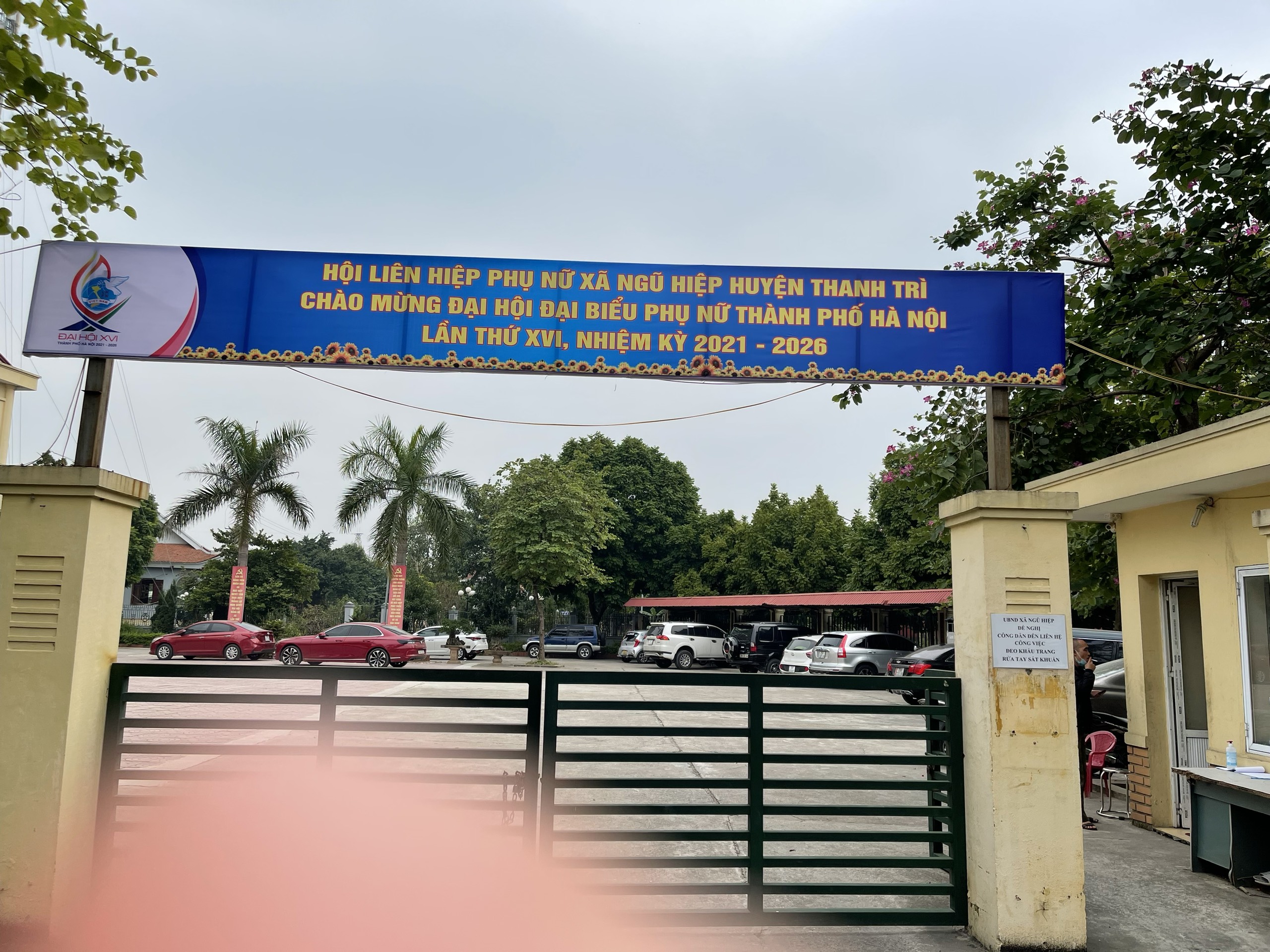 Rộn ràng cờ hoa chào mừng Đại hội Đại biểu phụ nữ TP Hà Nội lần thứ XV - ảnh 7