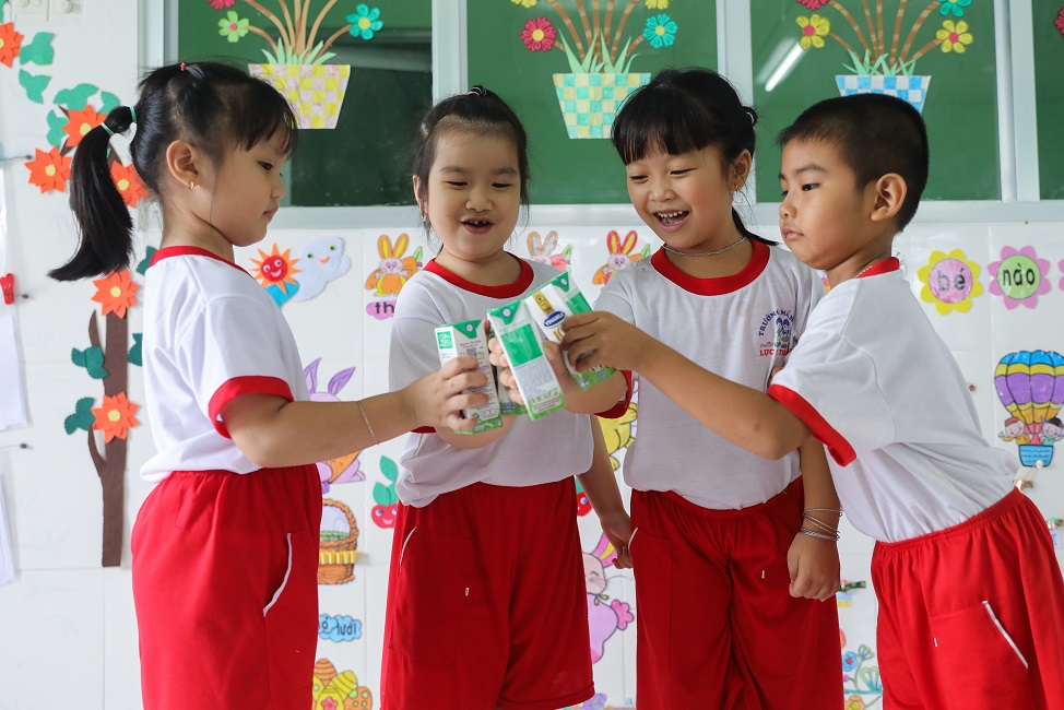 Vinamilk được vinh danh tại nhiều giải thưởng quốc tế dành cho các chương trình vì cộng đồng nổi bật năm 2021 - ảnh 3