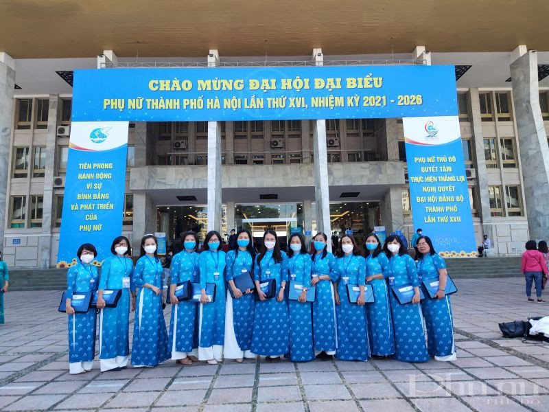 Đoàn Đại biểu Hội LHPN huyện Gia Lâm về tham dự phiên trù bị