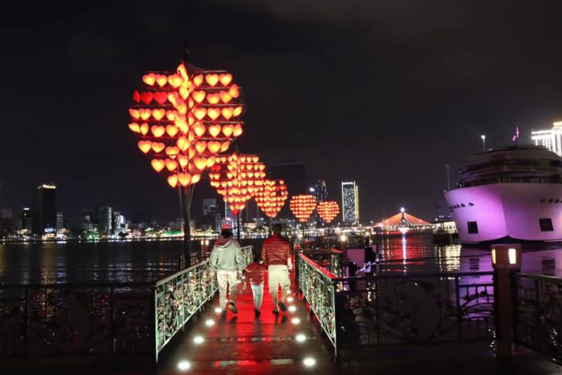 Thắp sáng màu cam xóa bỏ bạo lực với phụ nữ và trẻ em - ảnh 1