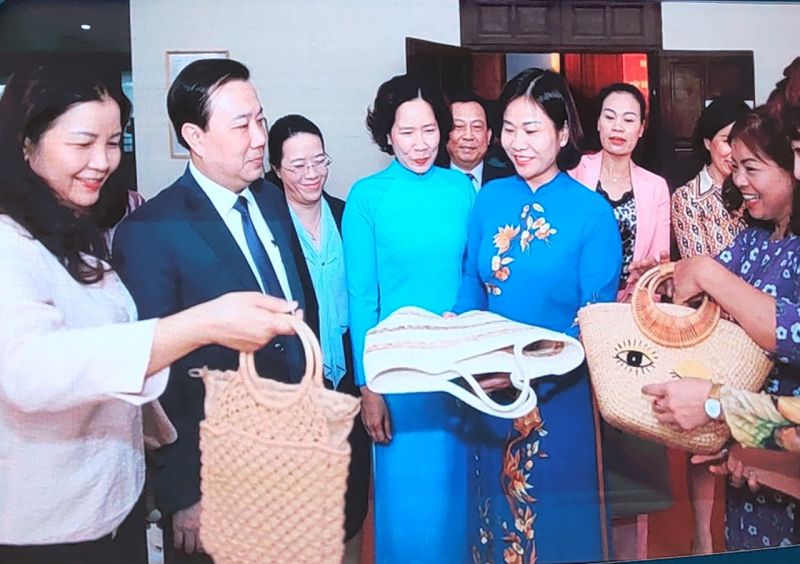 Nhiều sản phẩm sáng tạo của Hội Phụ nữ TP được đánh giá cao