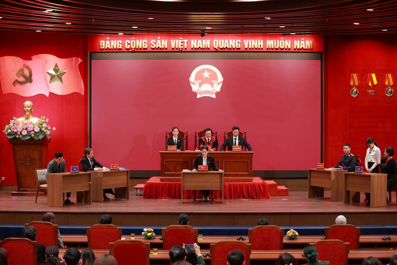 Phiên tòa giả định do các nghệ sỹ