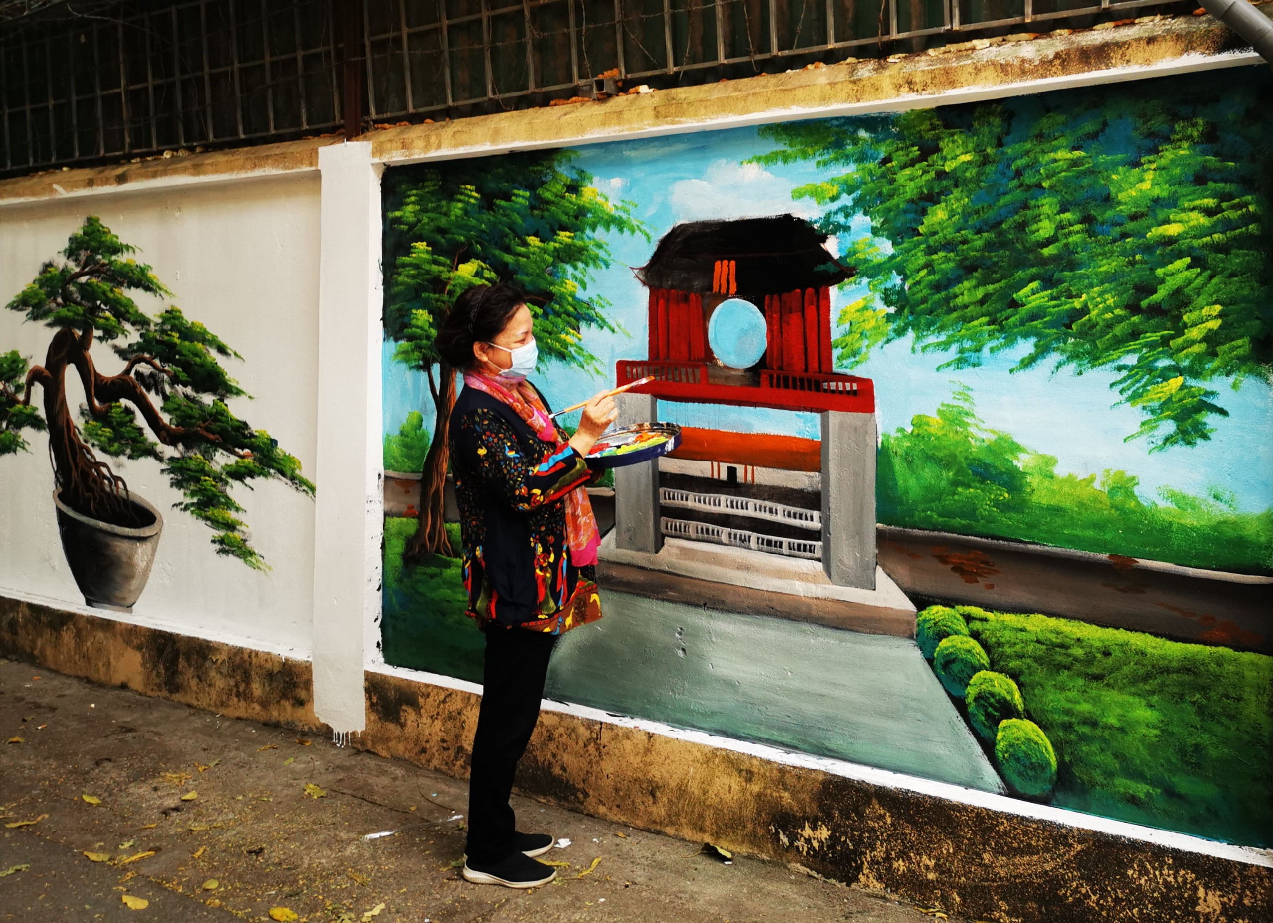 ... và sự góp sức của đông đảm cán bộ, hội viên phường...