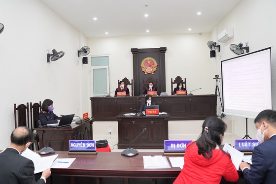 Toàn cảnh phiên toà xét xử Toàn cảnh phiên toà xét xử