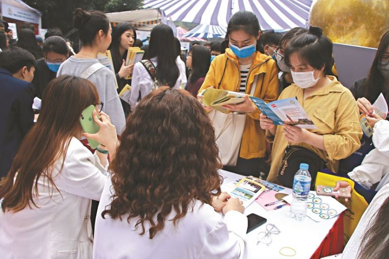 Năm nay, chỉ tiêu dành cho phương thức xét tuyển theo điểm thi tốt nghiệp THPT tại một số trường ĐH dự kiến sẽ giảm.