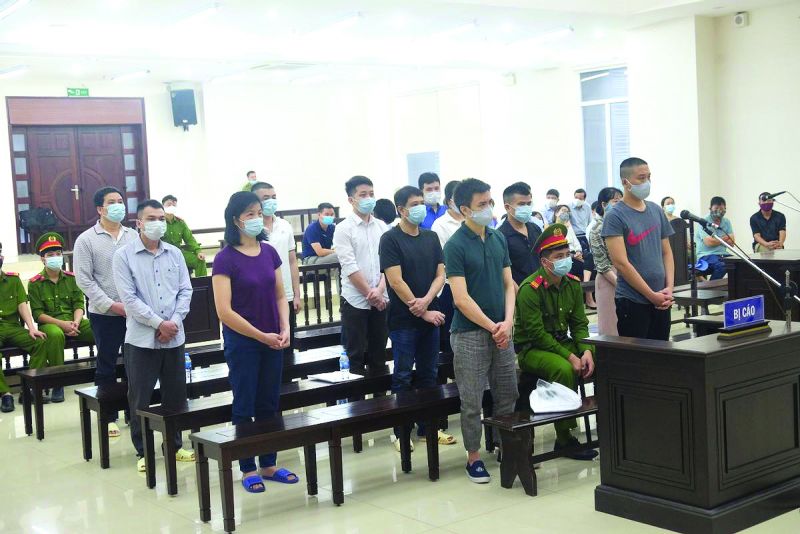 C&aacute;c bị c&aacute;o tại phi&ecirc;n to&agrave; sơ thẩm