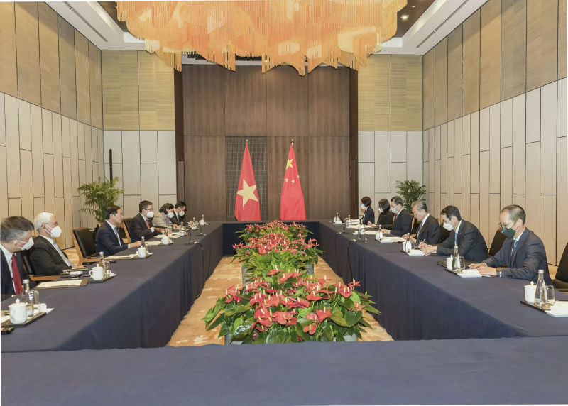 Bộ trưởng Ngoại giao Bùi Thanh Sơn hội đàm với Ủy viên Quốc vụ, Bộ trưởng Ngoại giao Trung Quốc Vương Nghị.