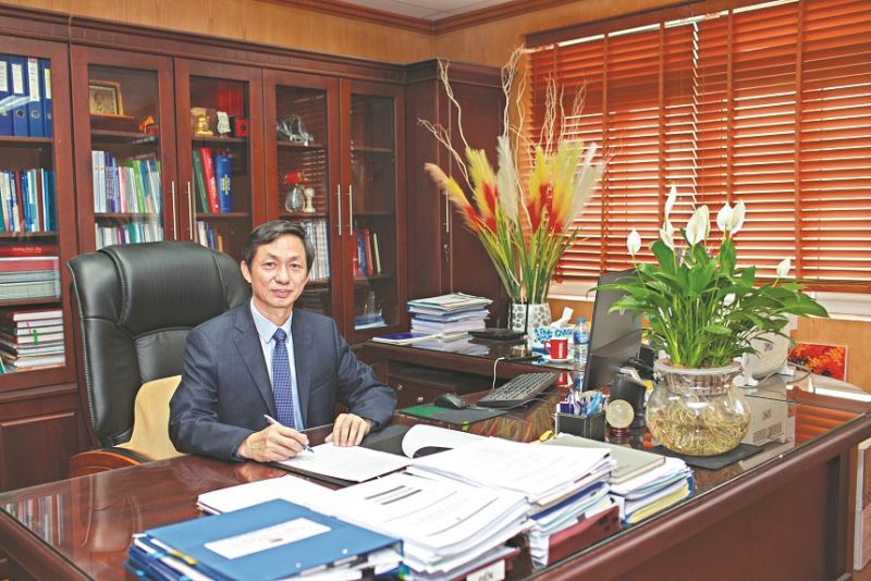 PGS.TS. Nguyễn Ho&agrave;ng Long, Cục trưởng Cục Ph&ograve;ng, chống HIV/AIDS